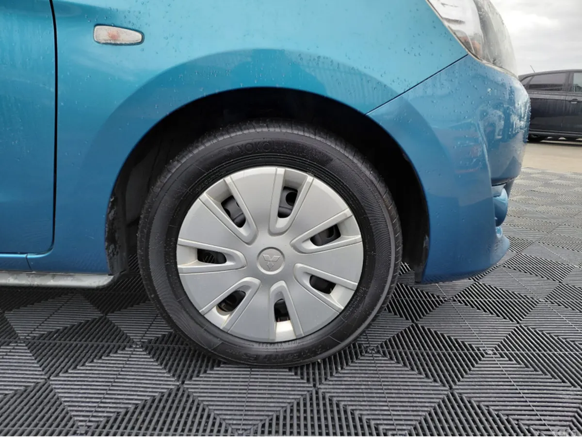 Mitsubishi Mirage Hatchback, Petrol, 2014, Blue