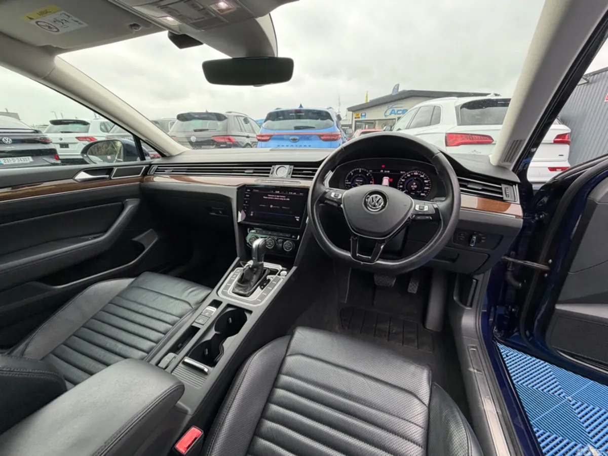 Volkswagen Passat Estate, Diesel, 2019, Blue