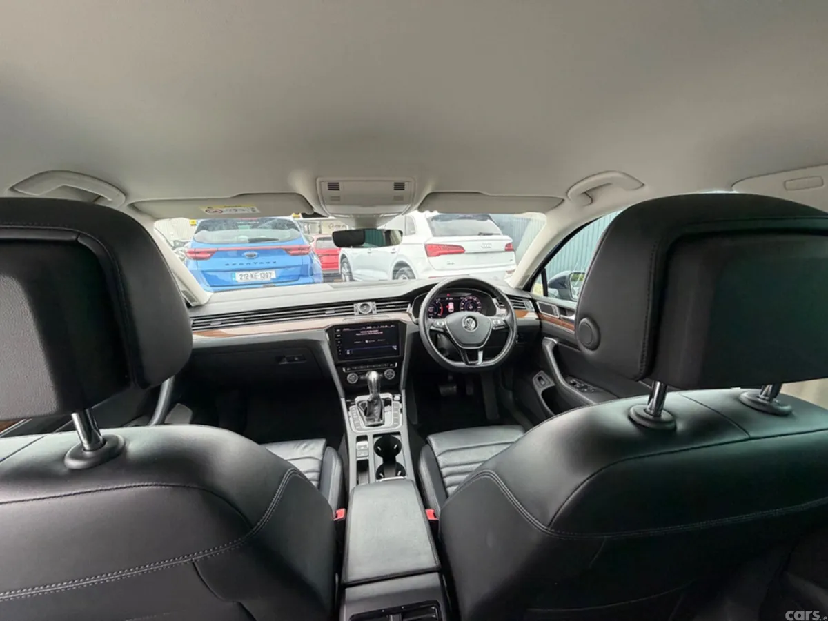 Volkswagen Passat Estate, Diesel, 2019, Blue