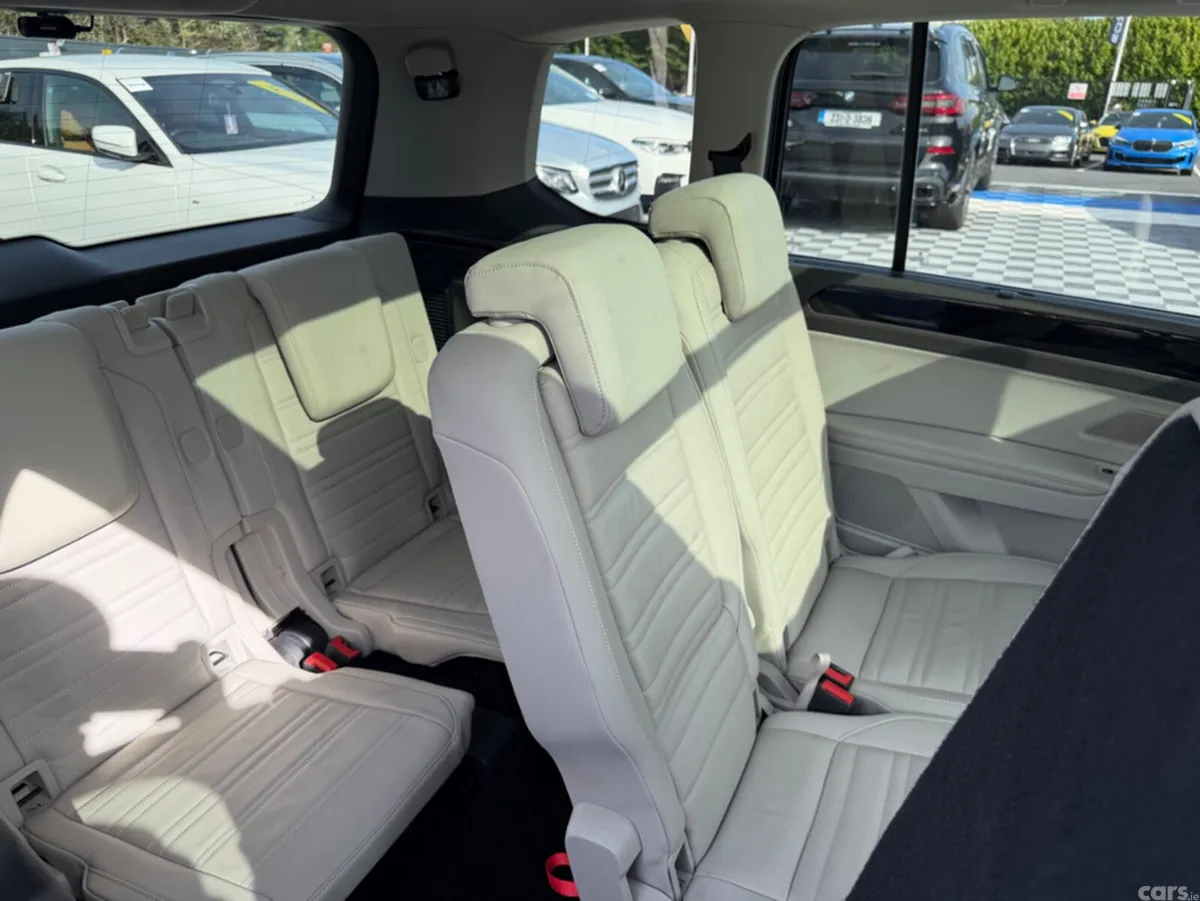 Volkswagen Touran MPV, Diesel, 2018, Grey