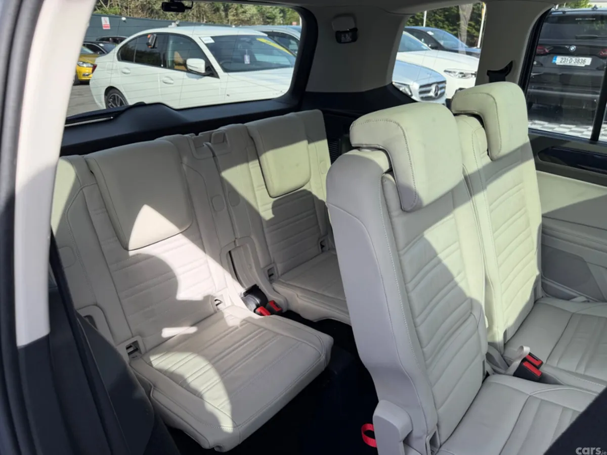 Volkswagen Touran MPV, Diesel, 2018, Grey