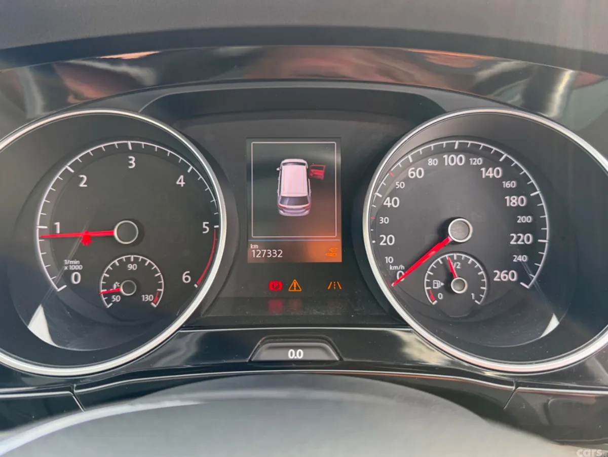 Volkswagen Touran MPV, Diesel, 2018, Grey