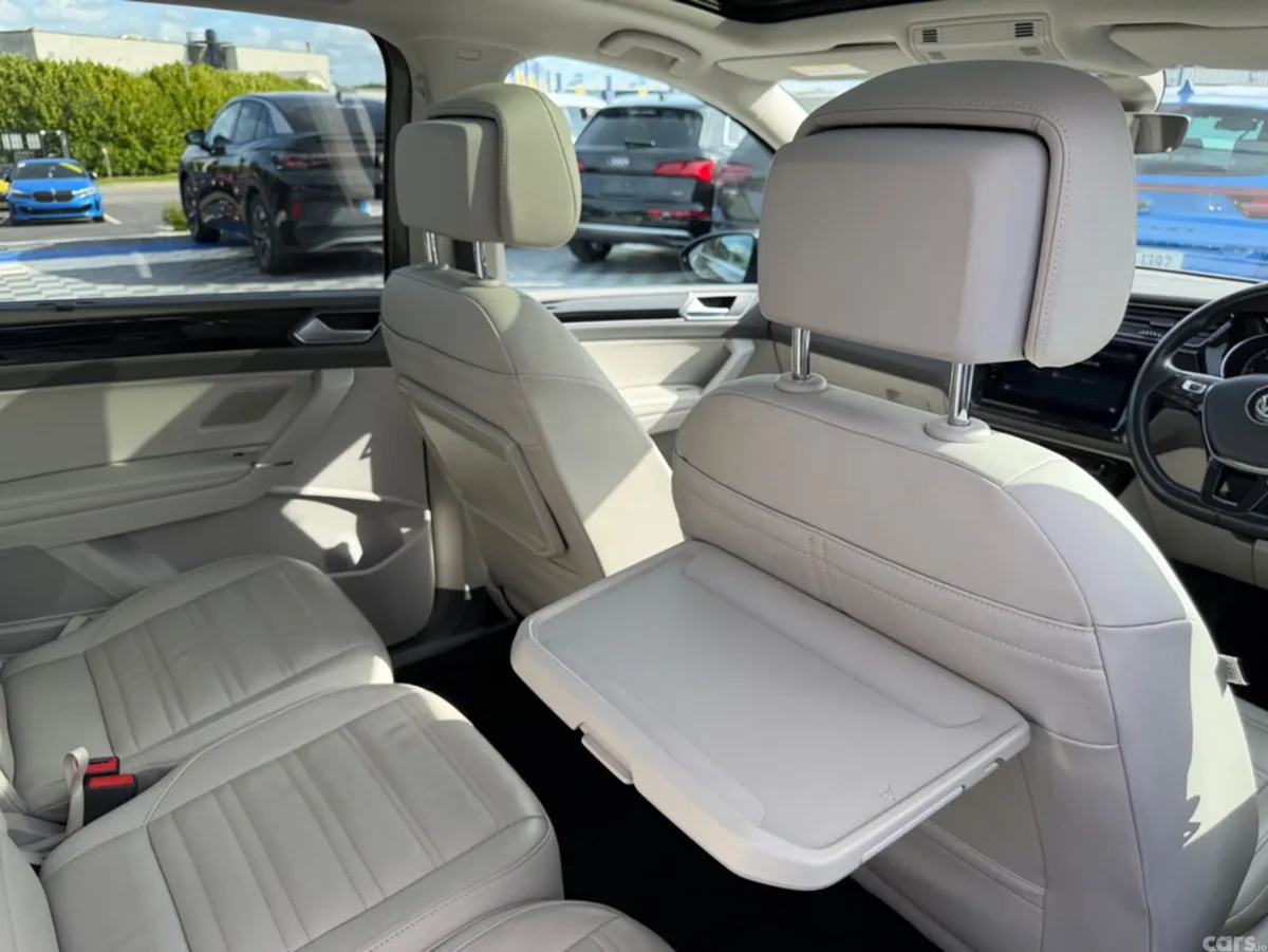 Volkswagen Touran MPV, Diesel, 2018, Grey