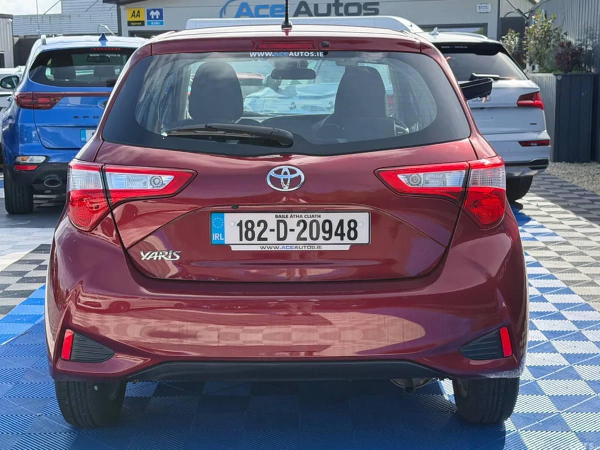 Toyota Yaris Hatchback, Petrol, 2018, Red
