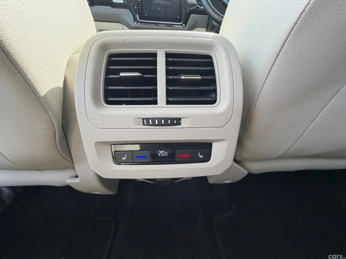 Volkswagen Touran MPV, Diesel, 2018, Grey