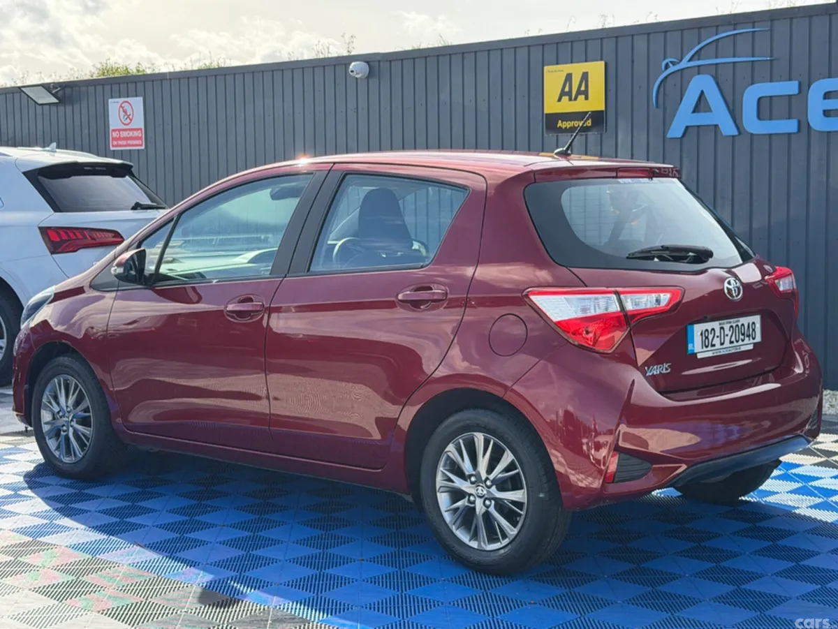 Toyota Yaris Hatchback, Petrol, 2018, Red
