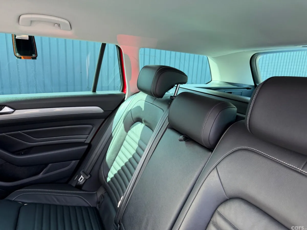 Volkswagen Passat Estate, Petrol Hybrid, 2022, Red