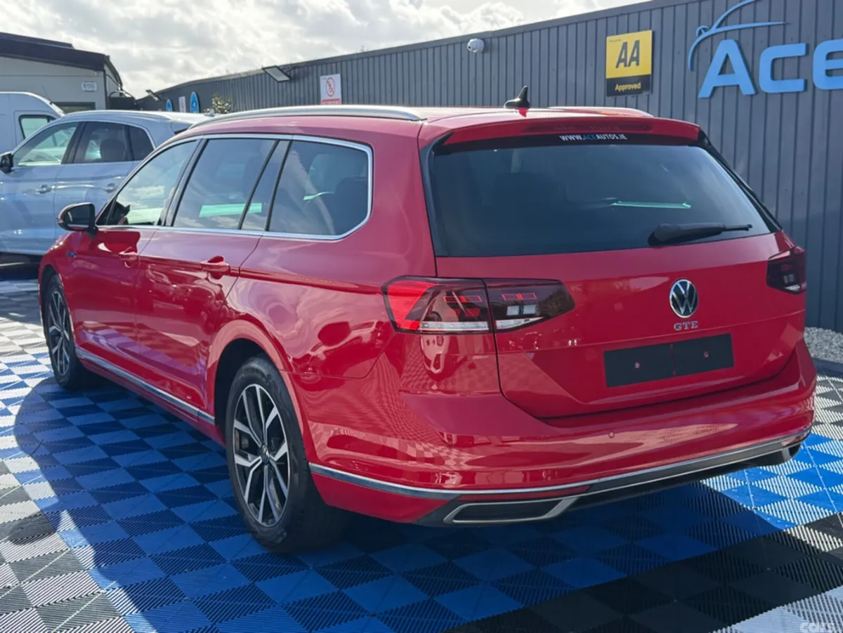 Volkswagen Passat Estate, Petrol Plug-in Hybrid, 2022, Red
