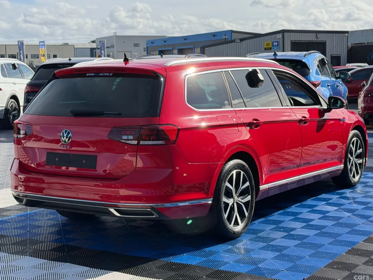 Volkswagen Passat Estate, Petrol Plug-in Hybrid, 2022, Red