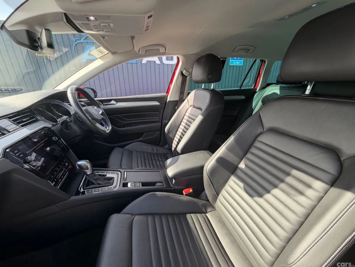 Volkswagen Passat Estate, Petrol Hybrid, 2022, Red