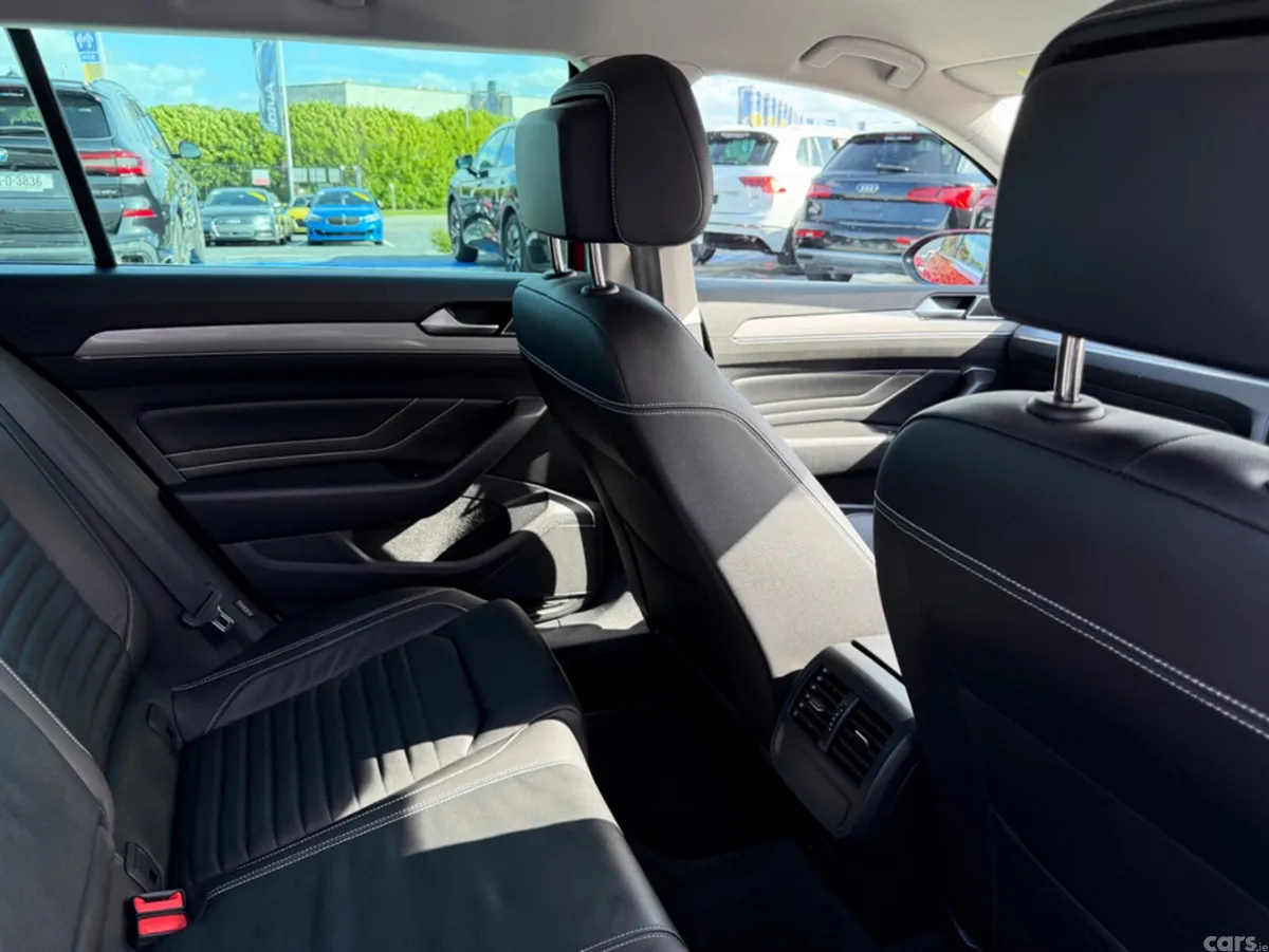 Volkswagen Passat Estate, Petrol Plug-in Hybrid, 2022, Red