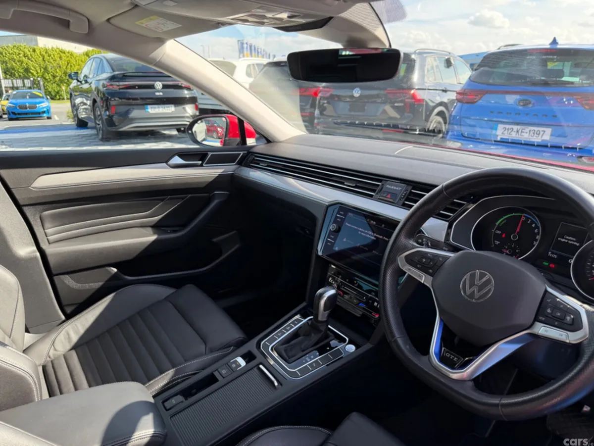 Volkswagen Passat Estate, Petrol Plug-in Hybrid, 2022, Red