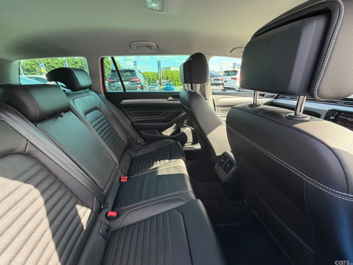 Volkswagen Passat Estate, Petrol Plug-in Hybrid, 2022, Red