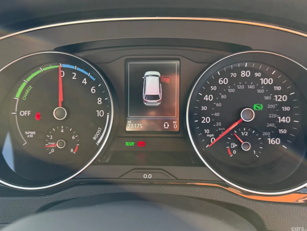 Volkswagen Passat Estate, Petrol Plug-in Hybrid, 2022, Red