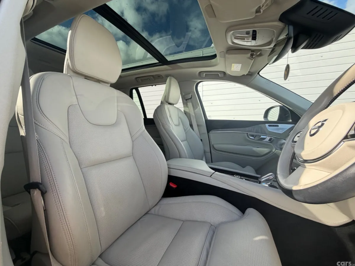 Volvo XC90 Estate, Petrol Plug-in Hybrid, 2024, Black
