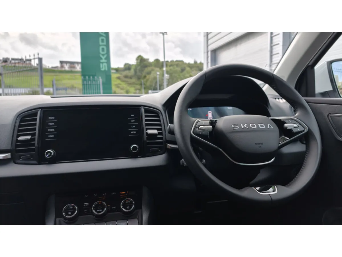 Skoda Karoq SUV, Unknown, 2026, White