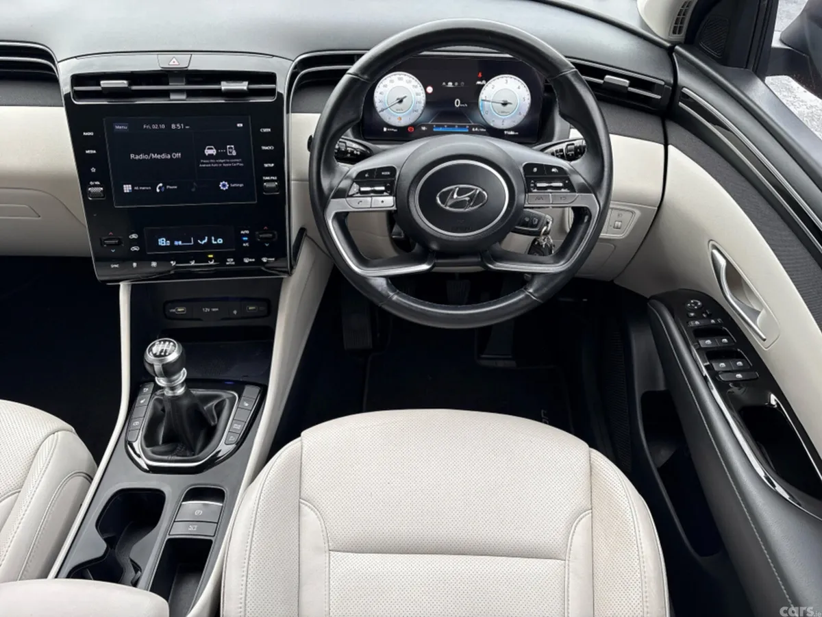 Hyundai Tucson MPV, Diesel, 2022, Red