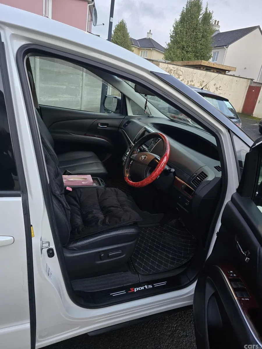 Toyota Estima MPV, Petrol, 2012, White