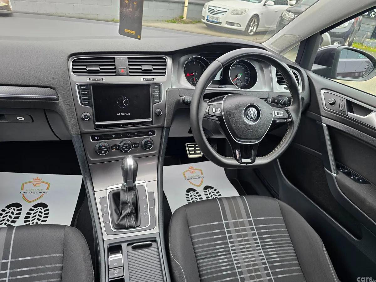 Volkswagen Golf Hatchback, Petrol, 2015, Grey