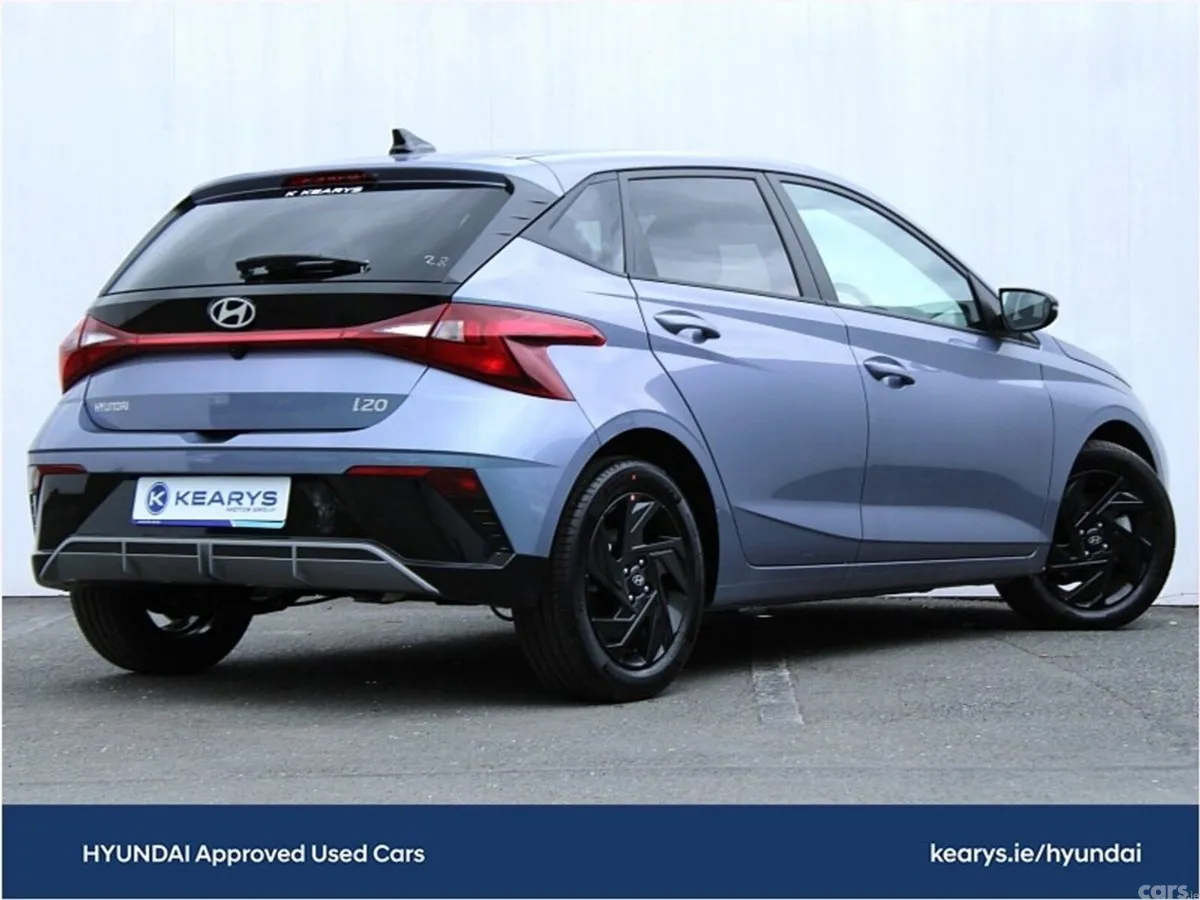 Hyundai i20 Hatchback, Petrol, 2026, Blue