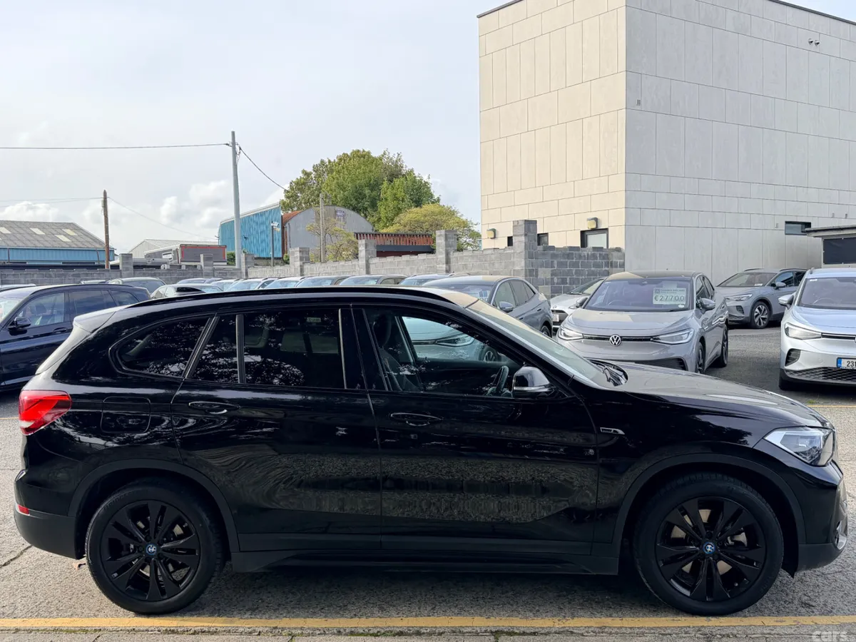 BMW X1 SUV, Petrol Plug-in Hybrid, 2022, Black