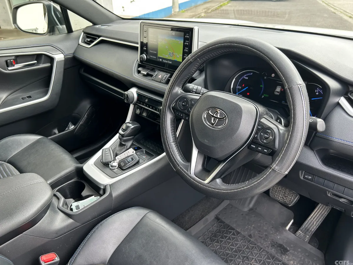 Toyota RAV4 SUV, Petrol Hybrid, 2020, White