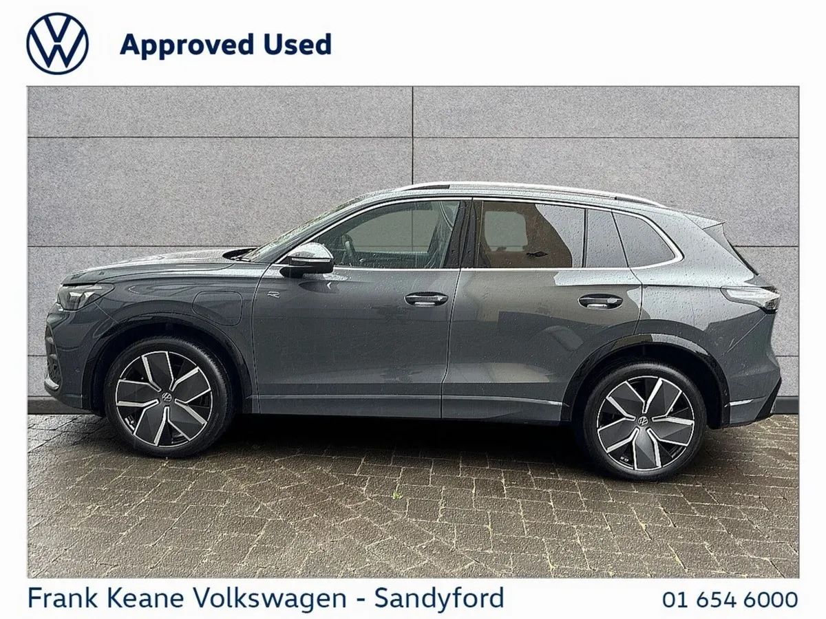 Volkswagen Tiguan SUV, Petrol Plug-in Hybrid, 2026, Grey