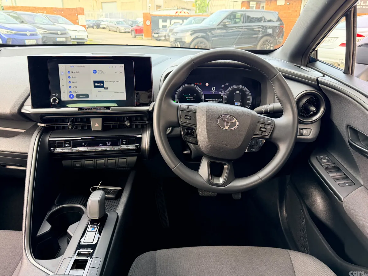 Toyota C-HR Hatchback, Petrol Hybrid, 2024, Blue