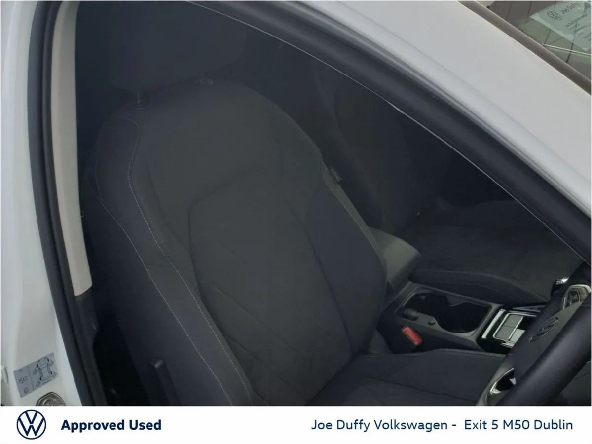 Volkswagen Golf Estate, Diesel, 2024, White