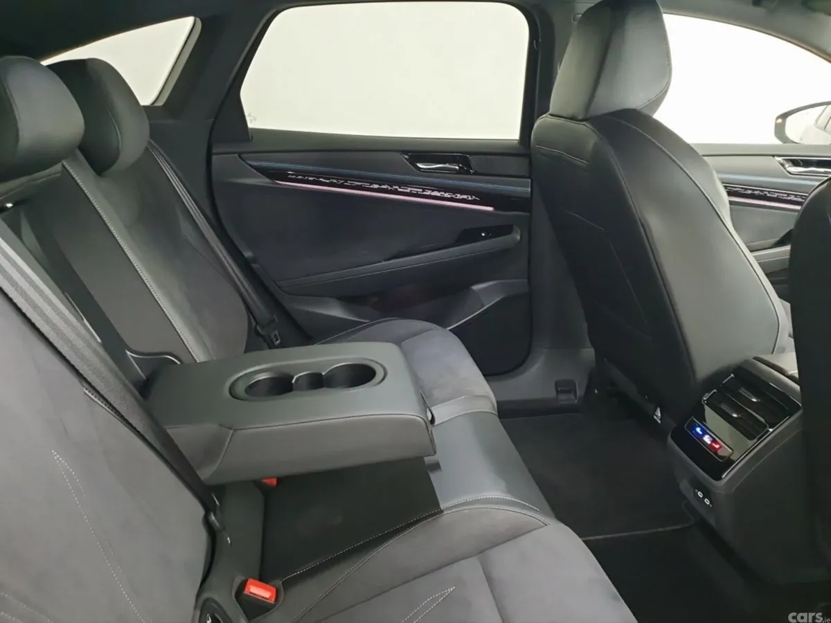 Volkswagen ID.7 Saloon, Electric, 2024, Grey