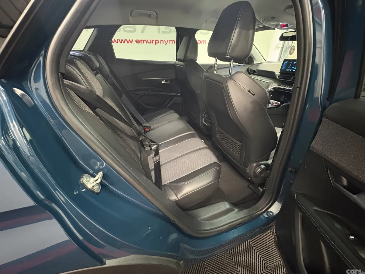 Peugeot 3008 SUV, Diesel, 2022, Blue