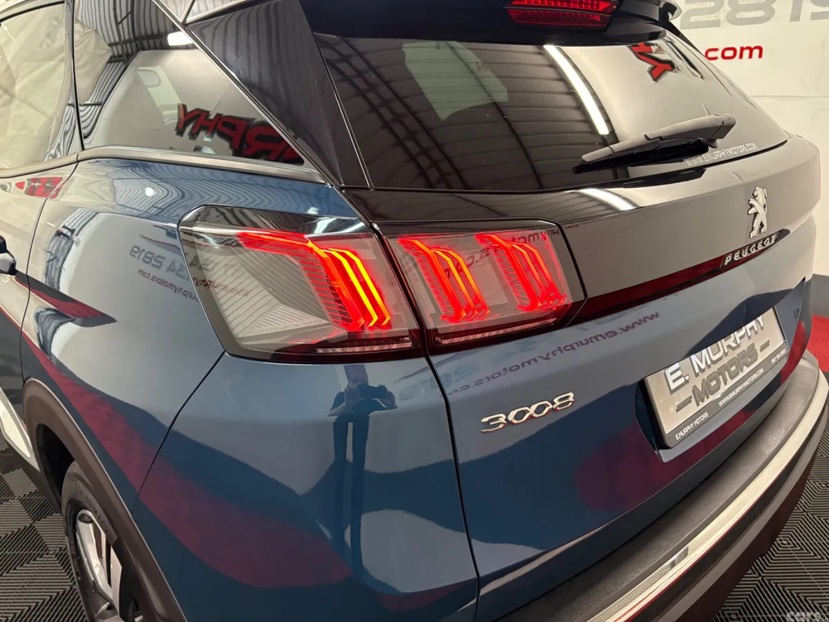 Peugeot 3008 SUV, Diesel, 2022, Blue