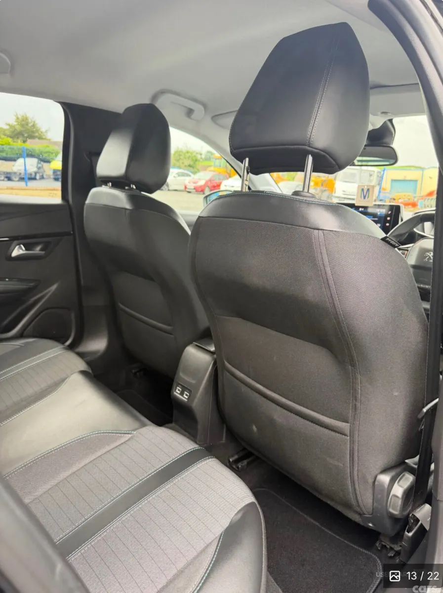 Peugeot 208 Hatchback, Diesel, 2022, Black