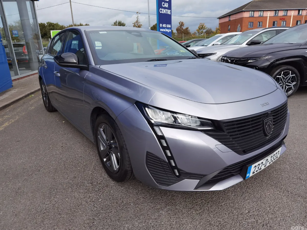Peugeot 308 Hatchback, Petrol, 2023, Grey