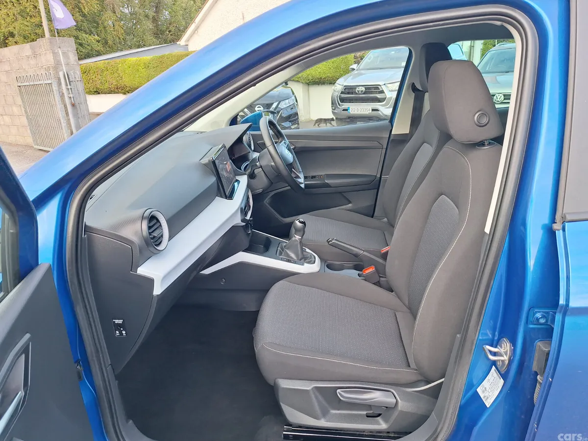 SEAT Arona SUV, Petrol, 2024, Blue