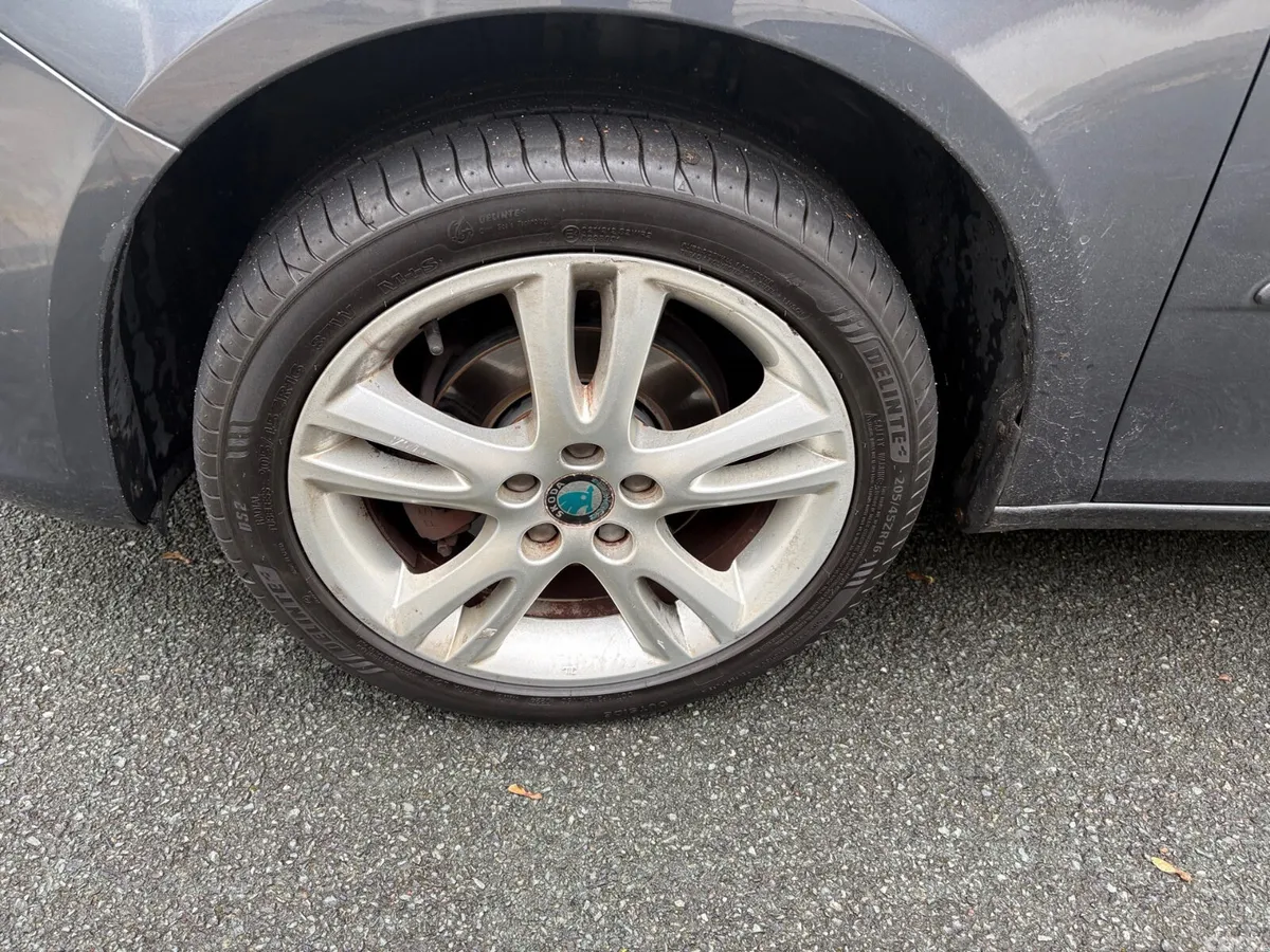 Skoda Fabia Estate, Petrol, 2011, Grey
