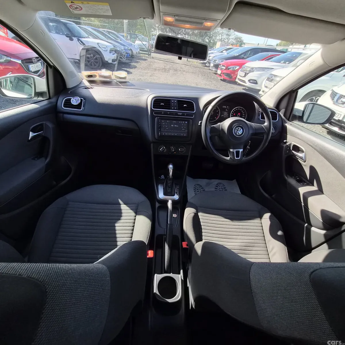 Volkswagen Polo Hatchback, Petrol, 2014, White