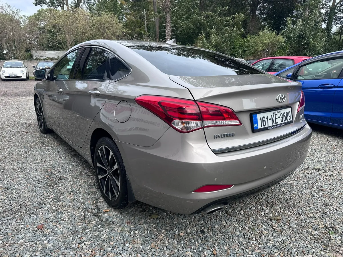 Hyundai i40 Saloon, Diesel, 2016, Beige