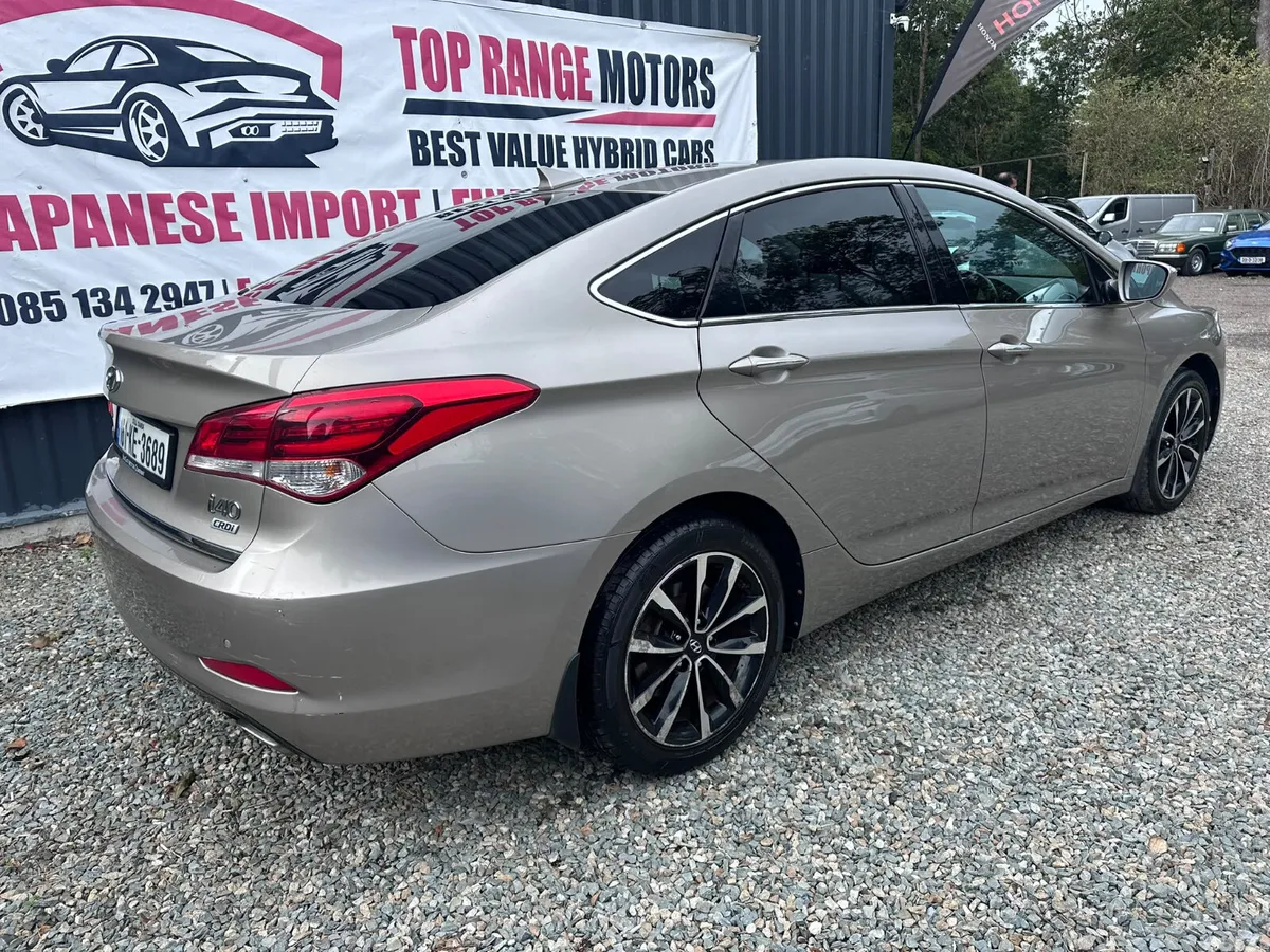 Hyundai i40 Saloon, Diesel, 2016, Beige