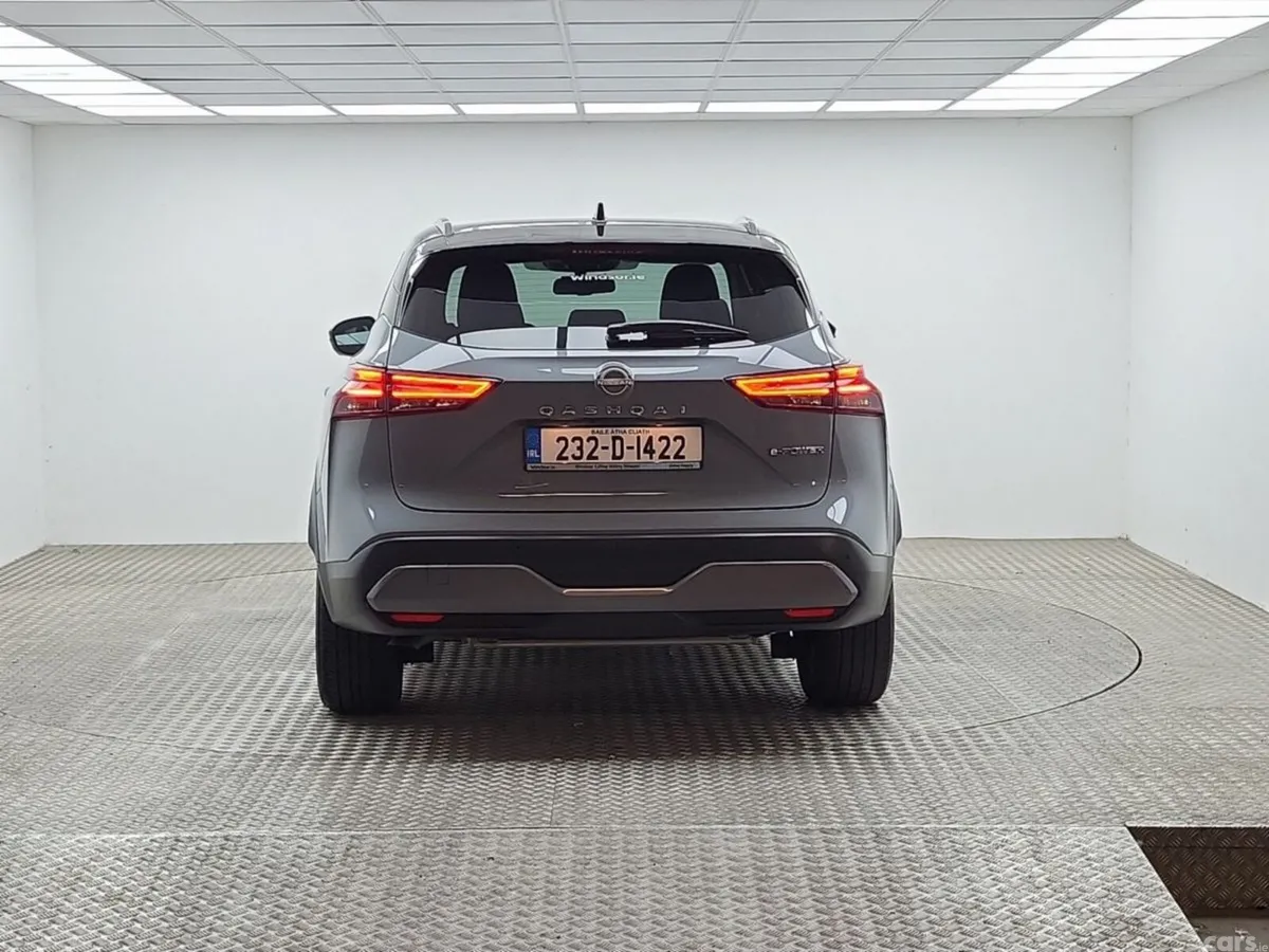 Nissan Qashqai MPV, Petrol, 2023, Grey