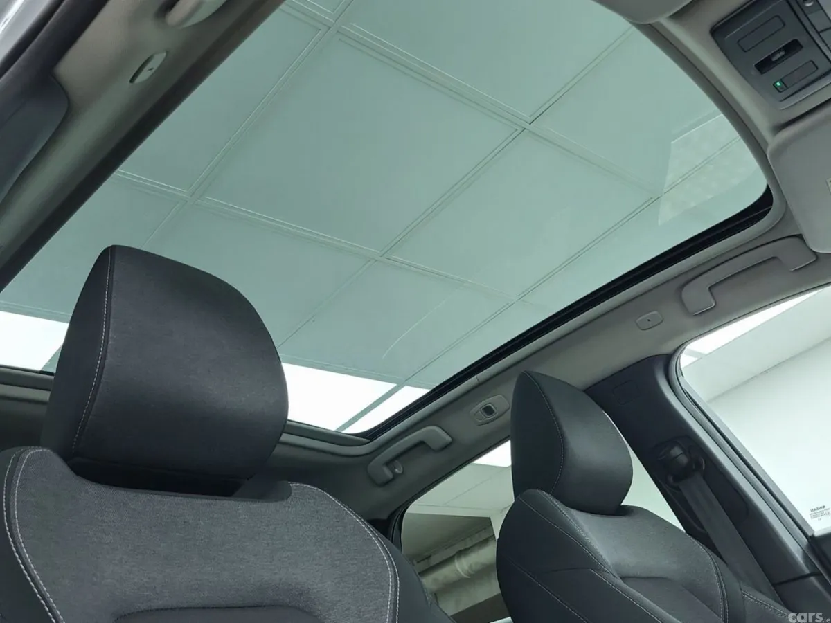 Nissan Qashqai MPV, Petrol, 2023, Grey