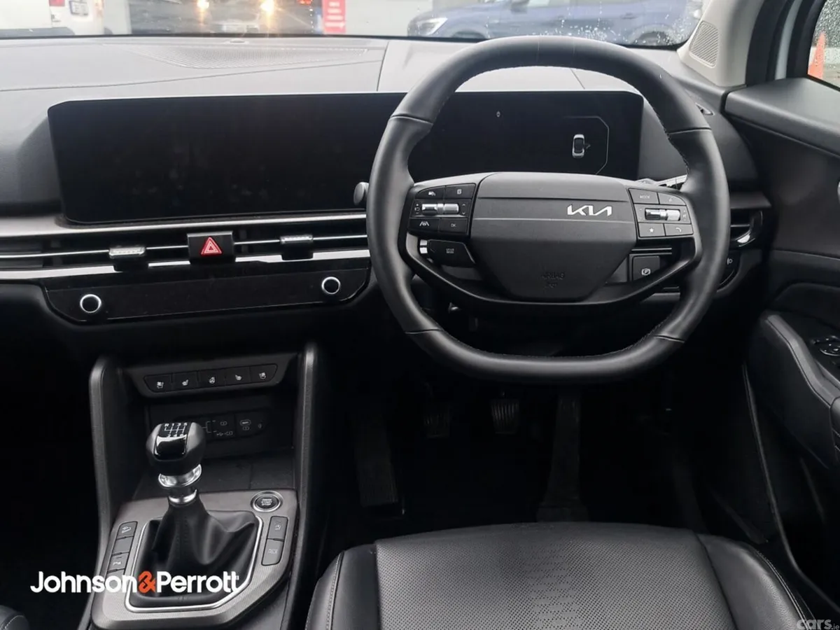 Kia Sportage SUV, Diesel Hybrid, 2026, White