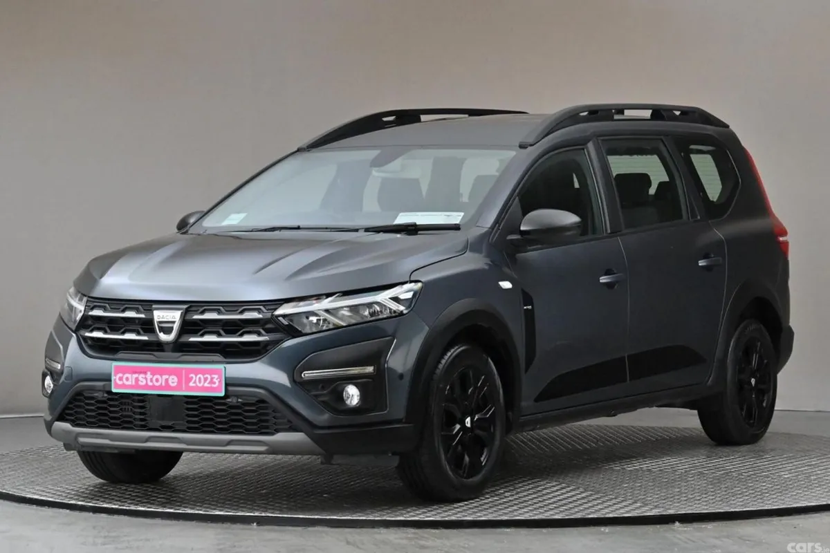 Dacia Jogger MPV, Petrol, 2023, Grey