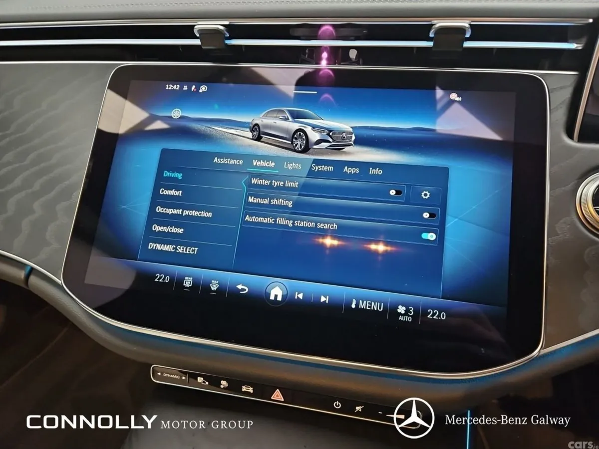 Mercedes-Benz E-Class Saloon, Diesel Plug-in Hybrid, 2027, Navy
