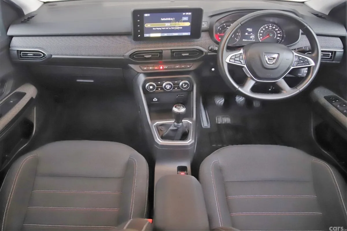Dacia Jogger MPV, Petrol, 2023, Grey