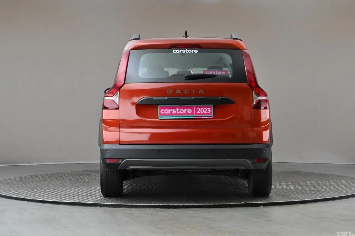 Dacia Jogger MPV, Petrol, 2023, Brown