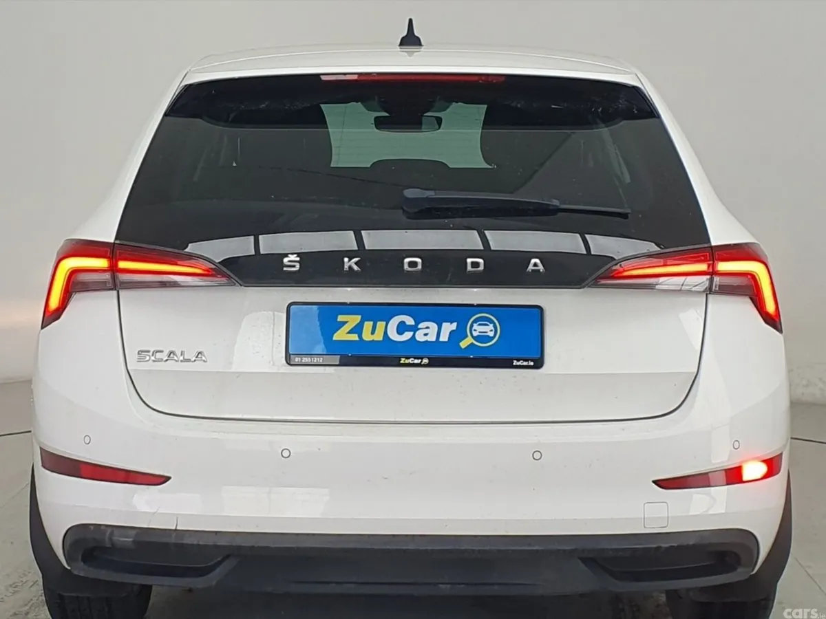 Skoda Scala Hatchback, Petrol, 2022, White
