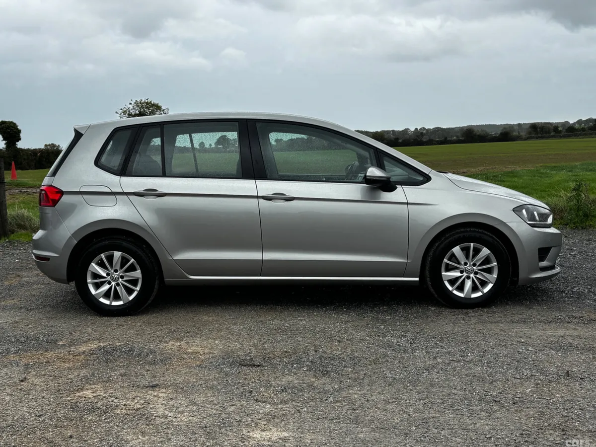 Volkswagen Golf Estate, Petrol, 2015, Silver
