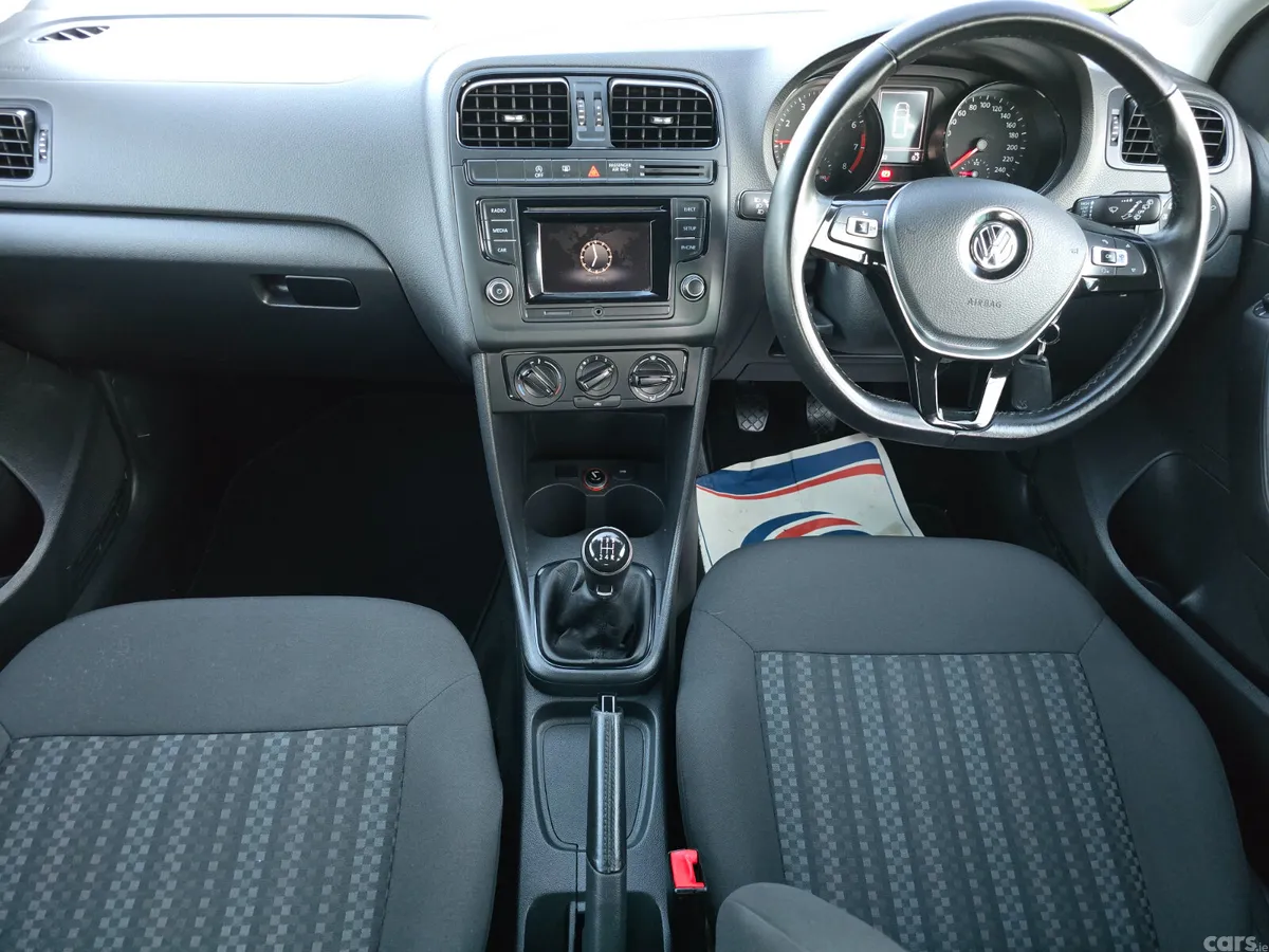 Volkswagen Polo Hatchback, Petrol, 2016, Silver
