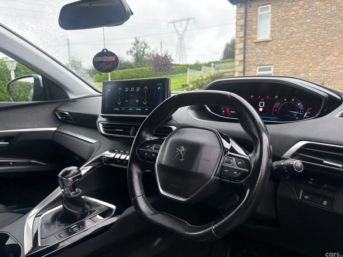 Peugeot 3008 Hatchback, Diesel, 2021, Grey